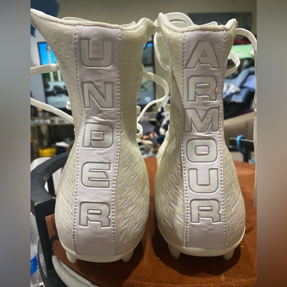 EUC Under Armour Football Cleats Men's Size 10 Highlight White Hightop - Picture 2 of 11